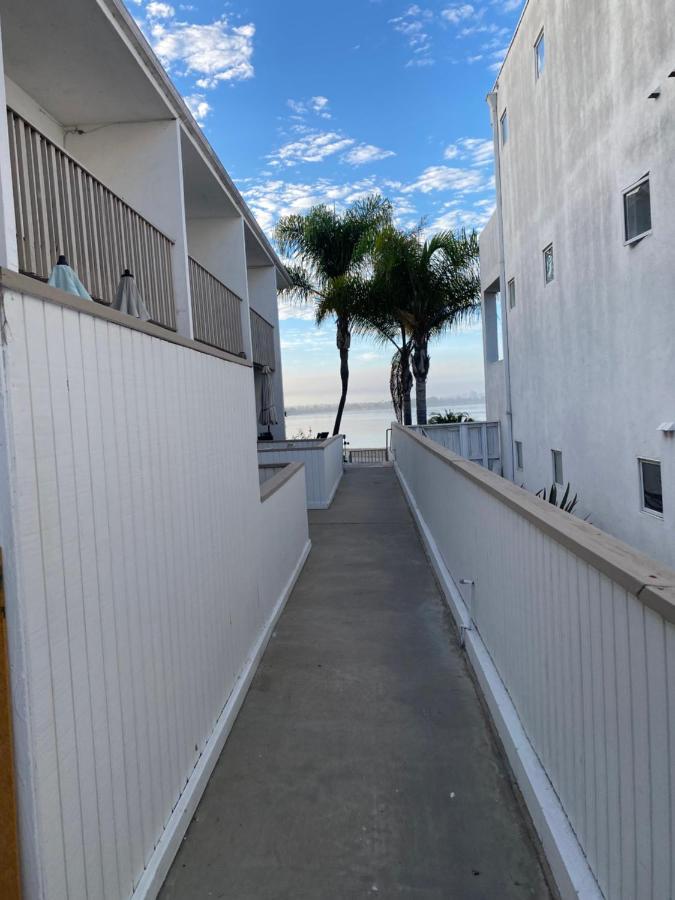 Beach Front Bungalow At Pacific Beach San Diego Exterior photo